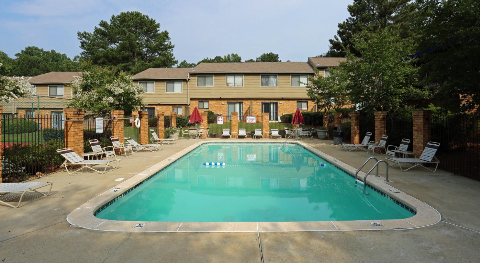 Hampton Woods Image 1