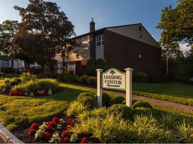 Regency Woods Image 1