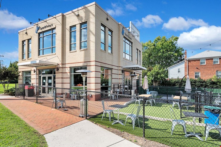 Camden Potomac Yard Image 58