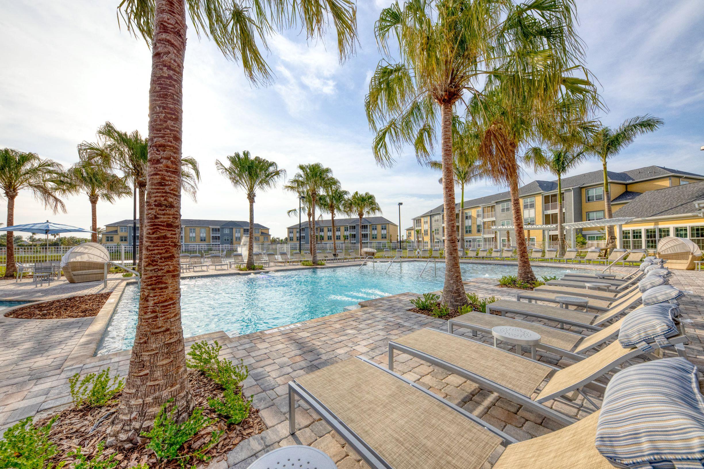 Blue Heron Living Image 5