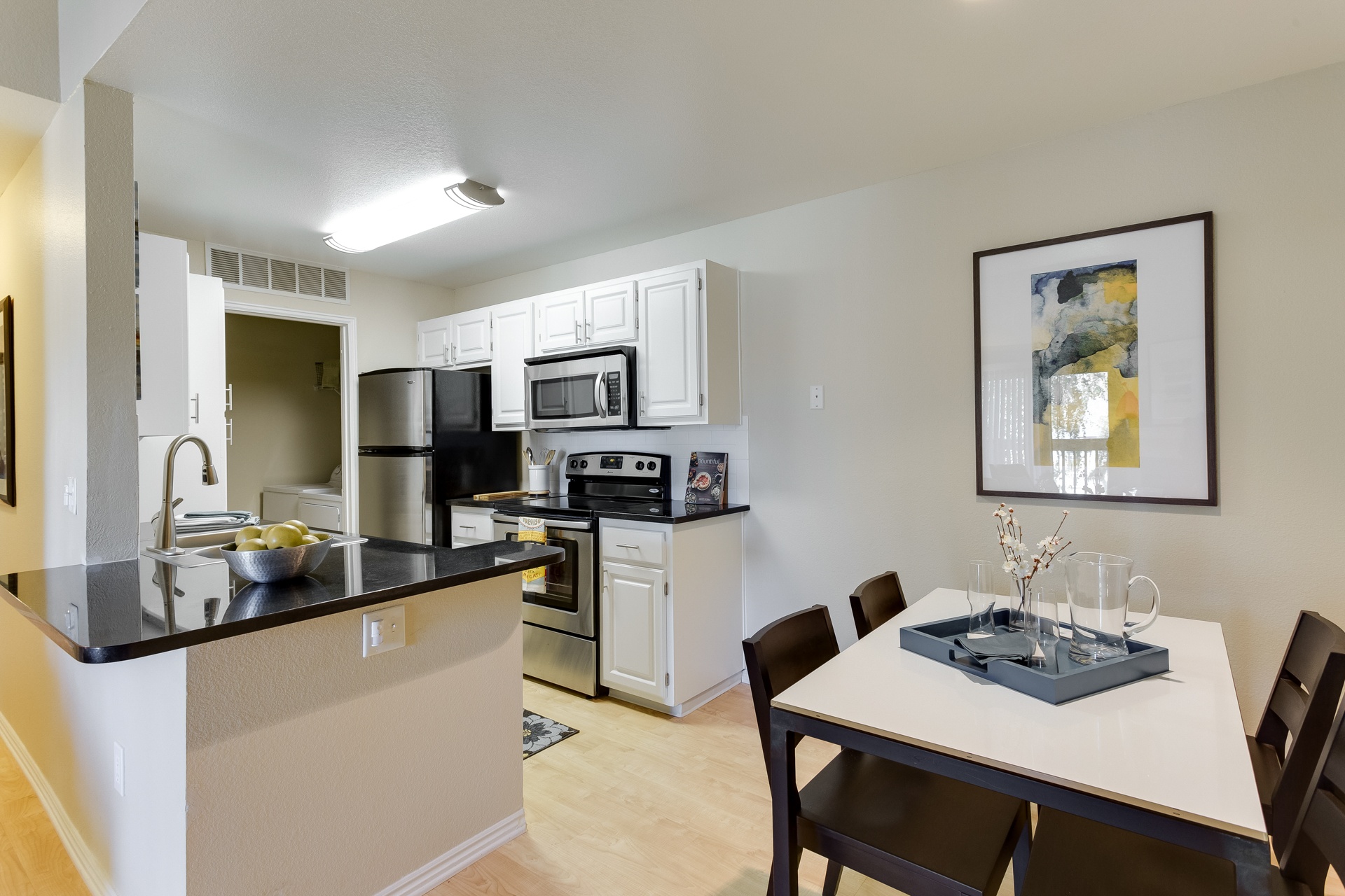 Lumina Apartments Image 16
