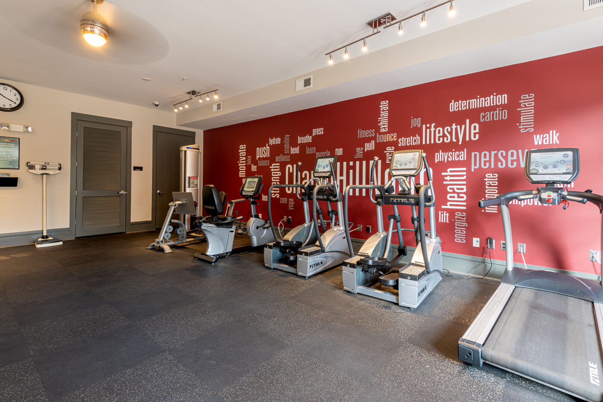 Chapel Hill North Image 6