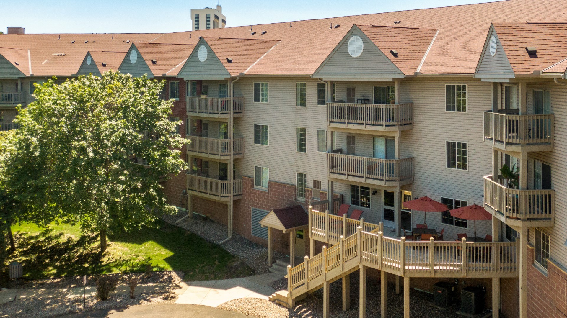 Creekside Apartments Image 48