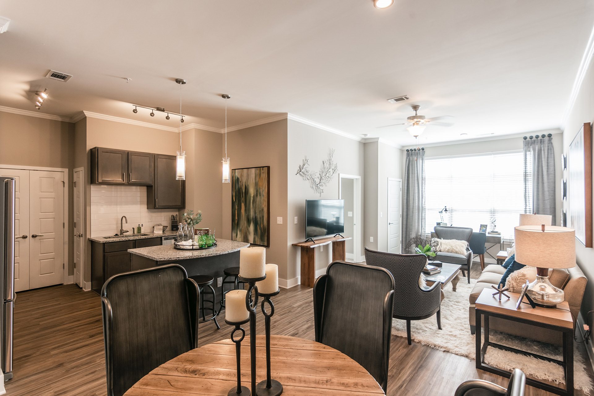 Vintage at Foxland Harbor Image 8