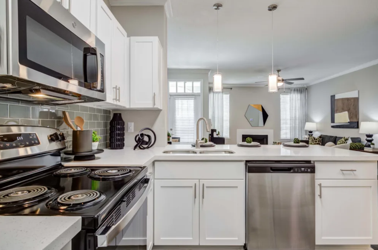 Signature Point Apartment Homes Image 15