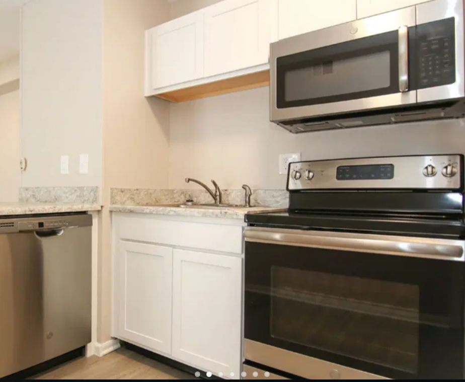 Limestone Square Image 4