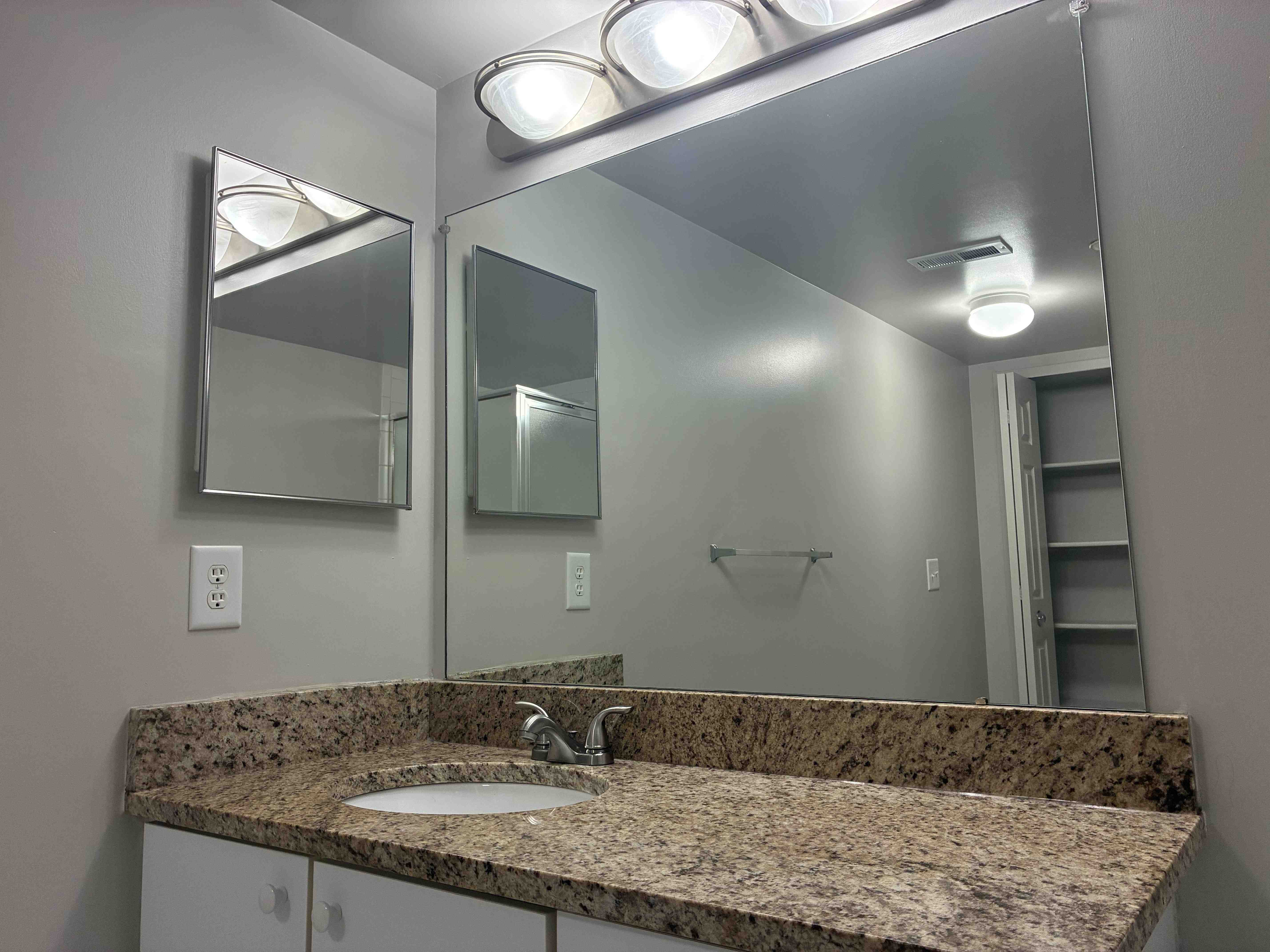 Prentiss Pointe Apartments Image 302