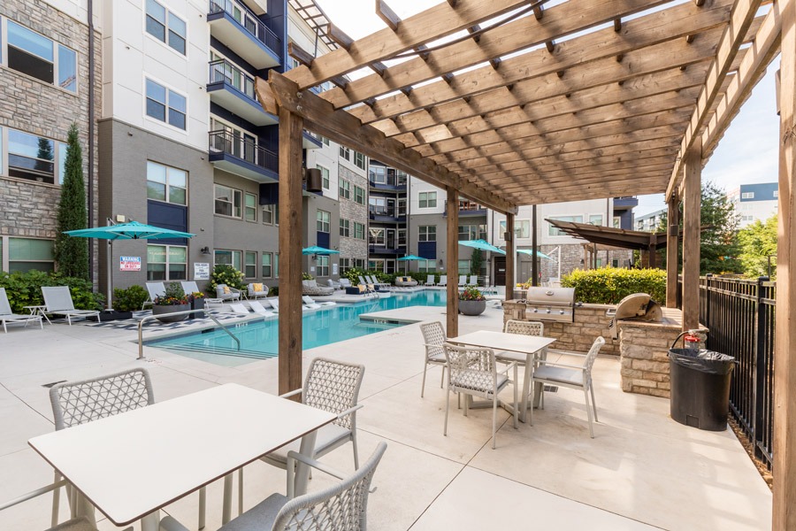 Ayla on Krog Image 2