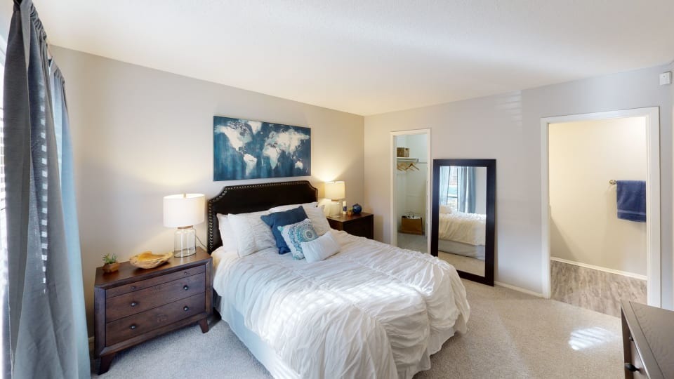 Waterford Place Apartments Image 6