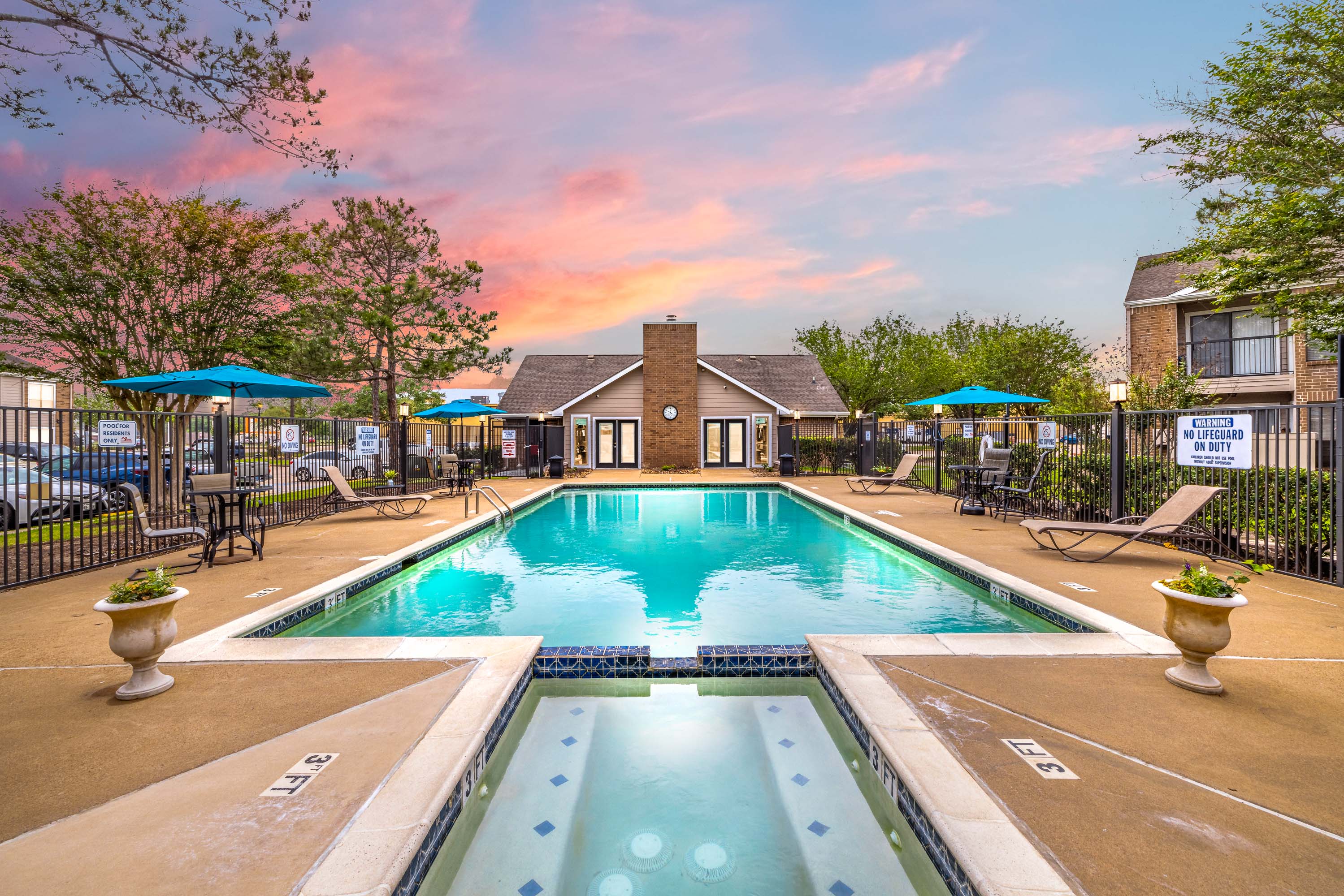 Fairway Square Image 1