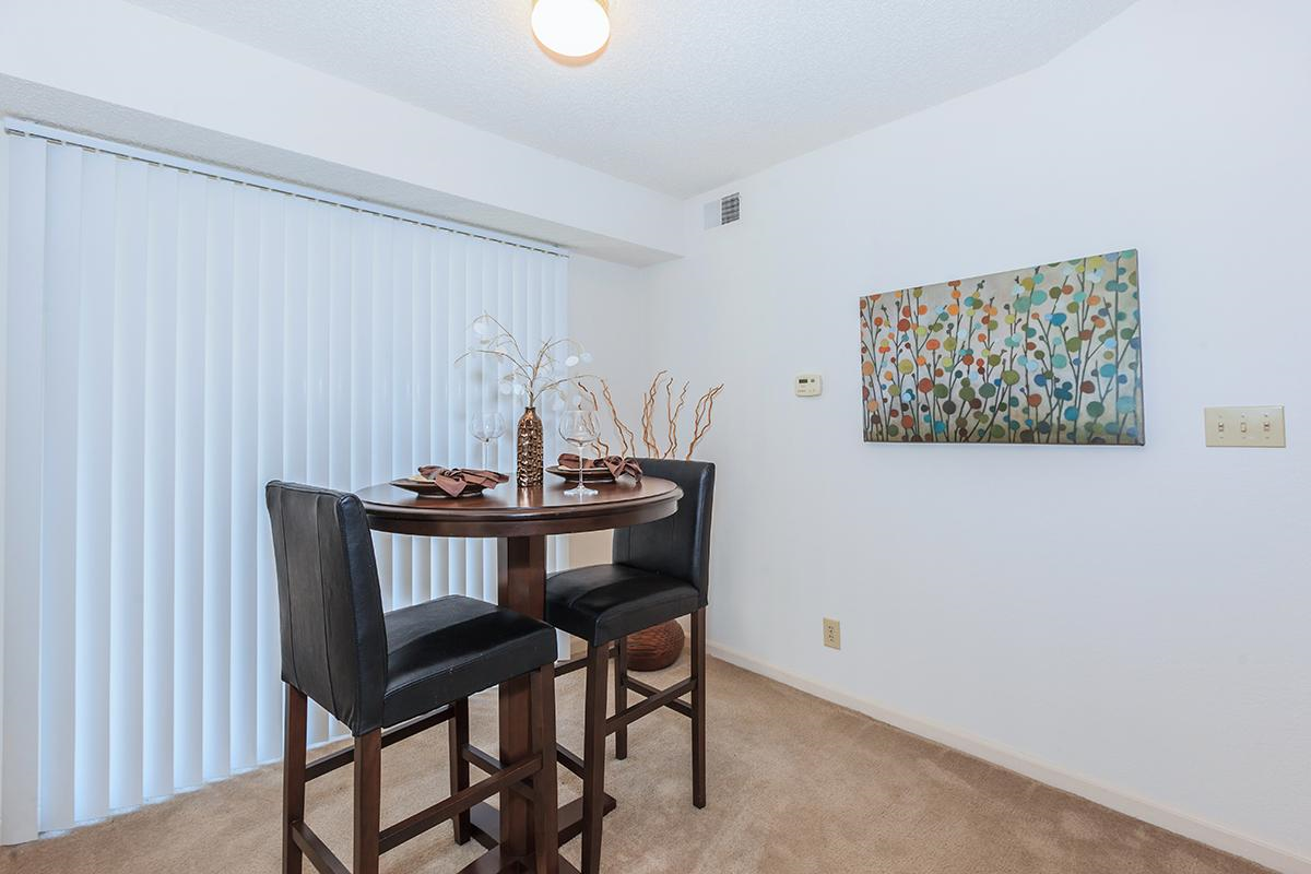 Longhorn Dining Room