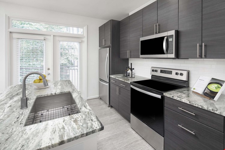 Camden Monument Place Image 1