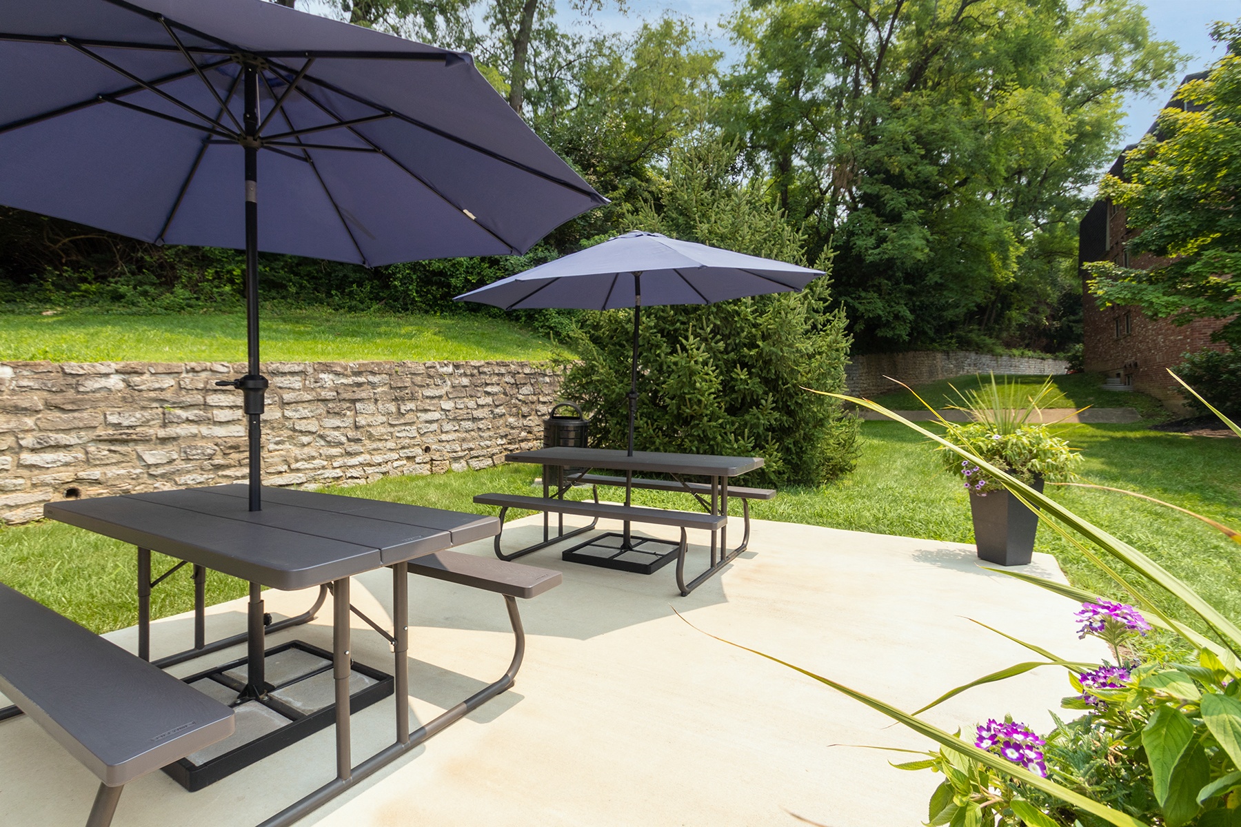 Romaine Court Image 34