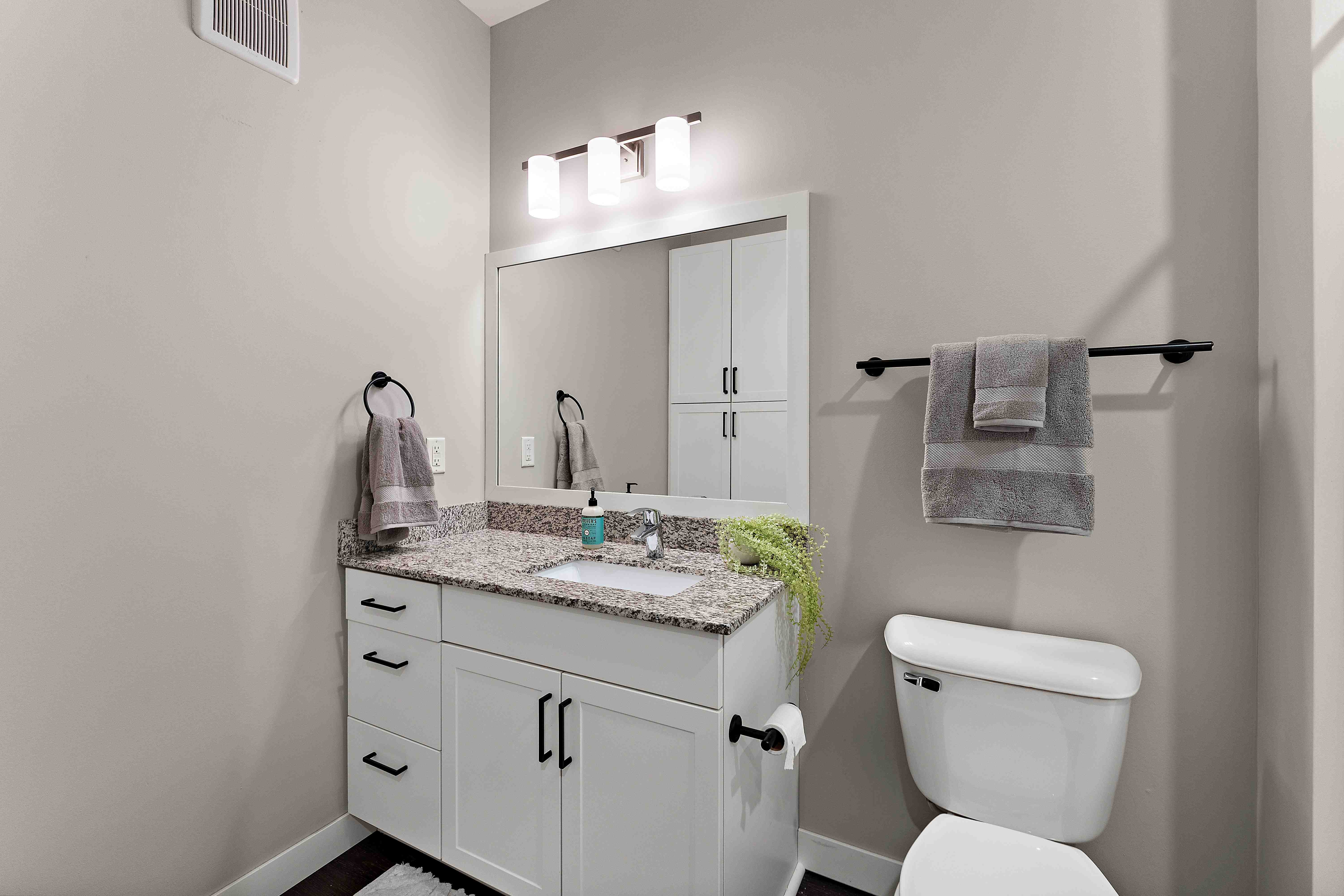 Altitude Residences Image 34