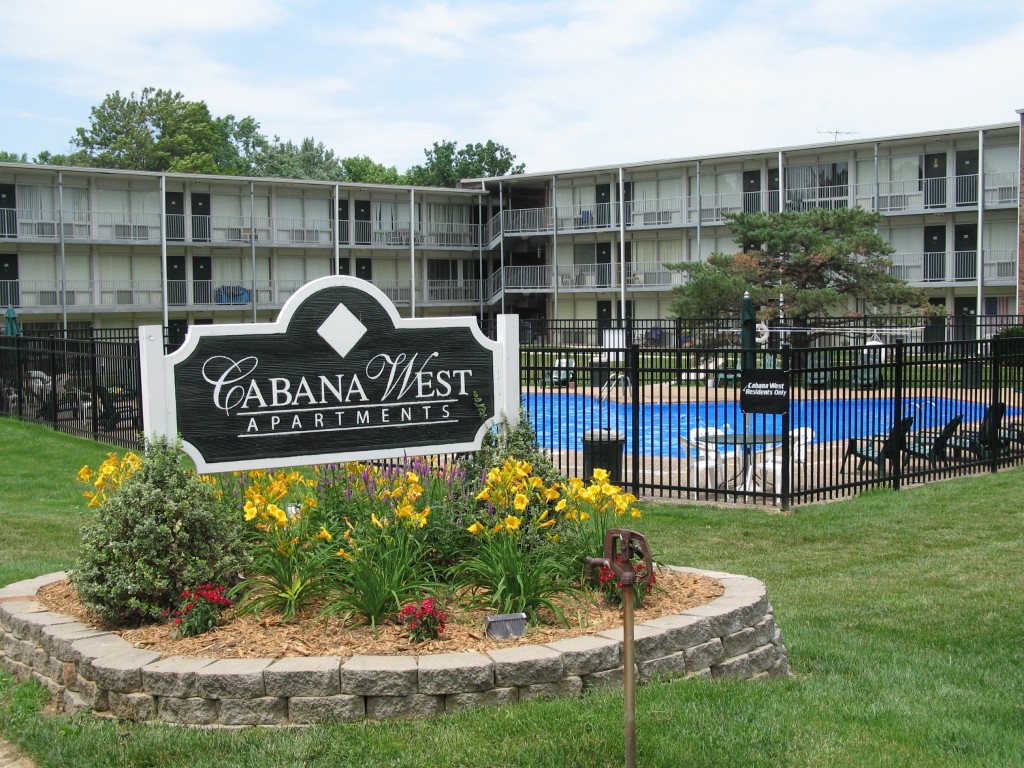 Cabana West Apartments Image 1