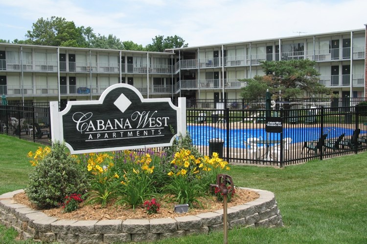 Cabana West Apartments Image 1