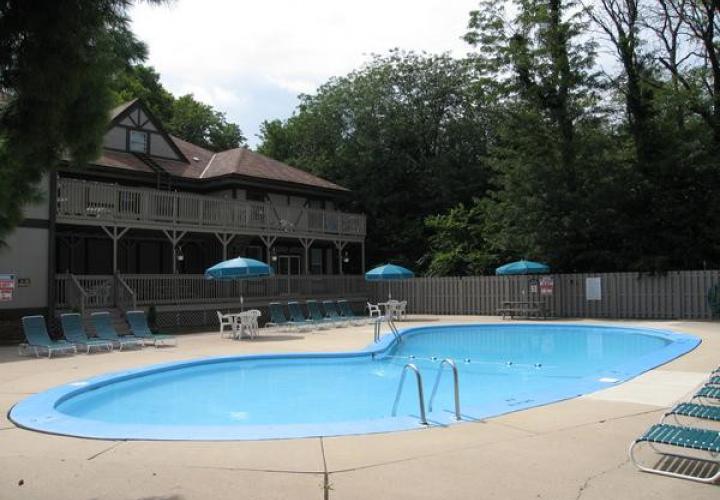 Woodcrest Apartment Homes Image 2