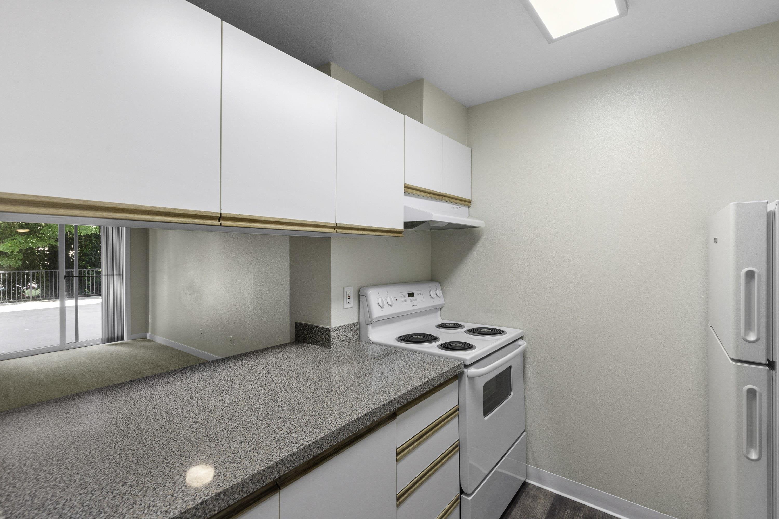 Apartments at West Mall Place Apartment Homes Everett