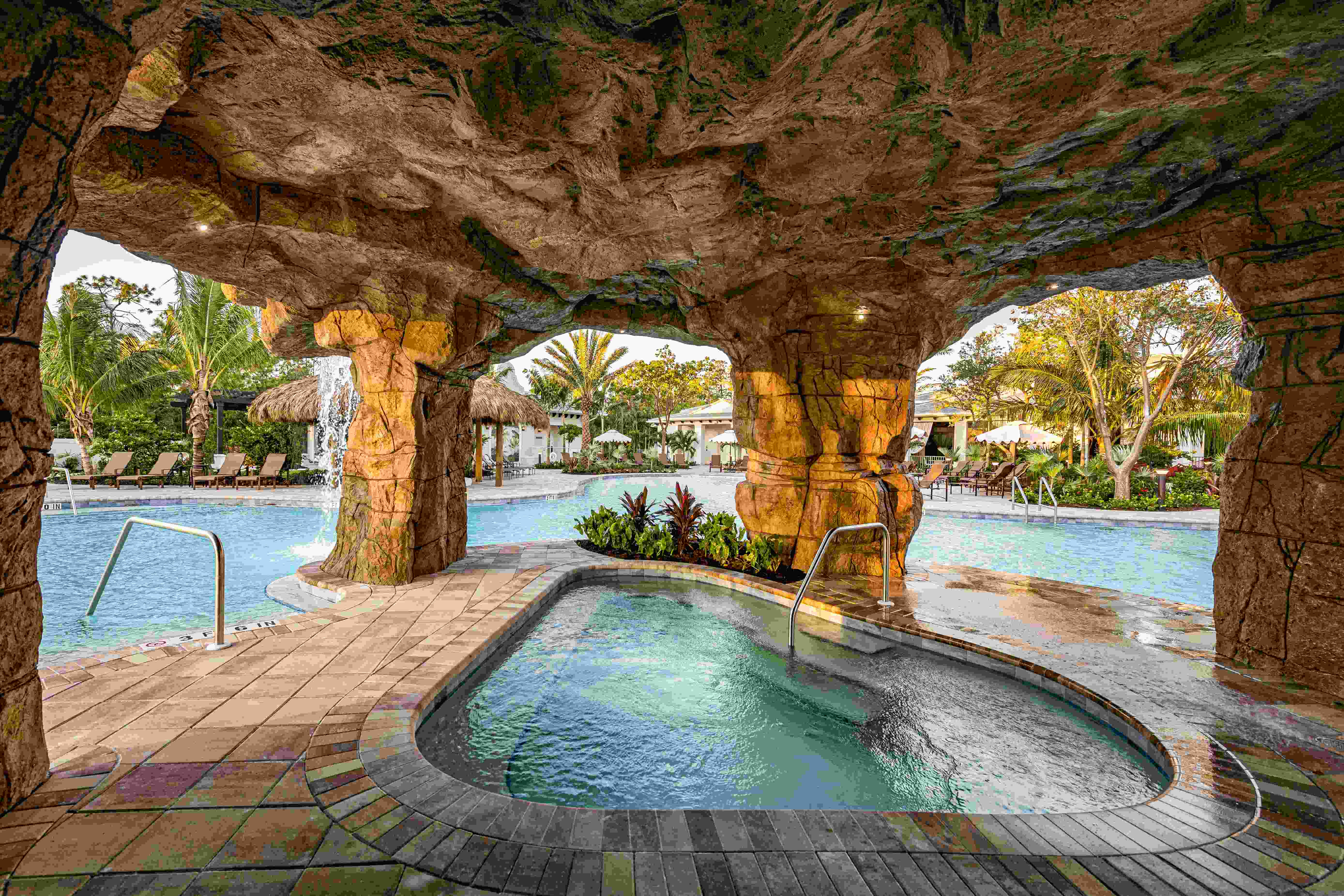 The Lotus at Village Walk Image 27