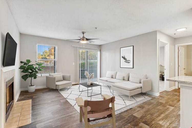 Park at Tara Lake Image 6