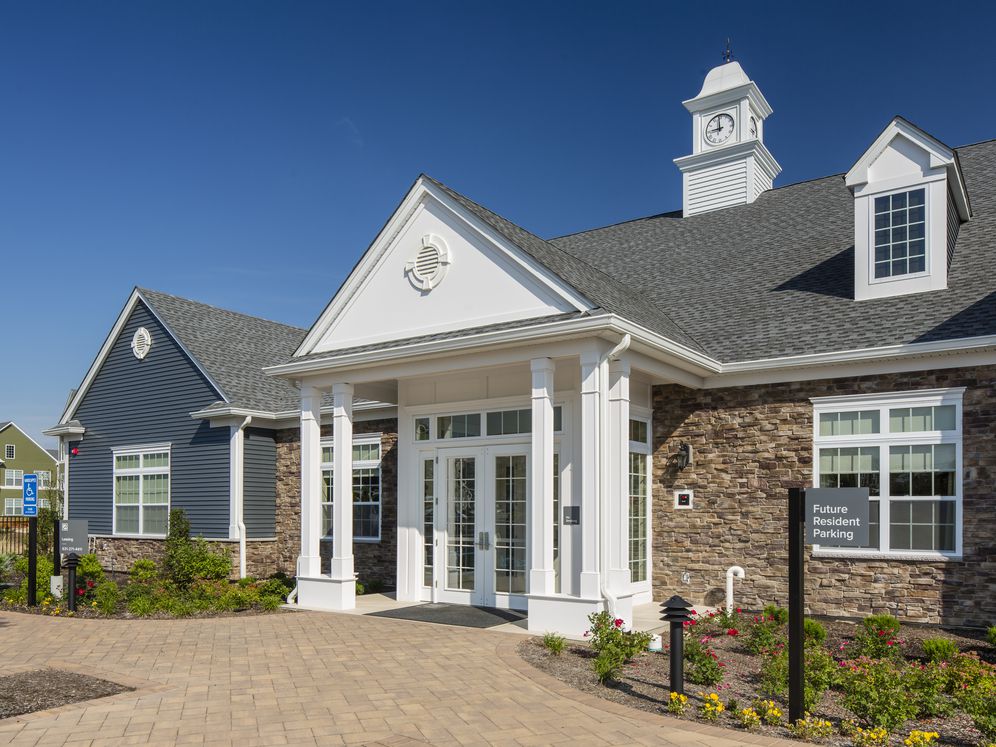 Leasing center exterior