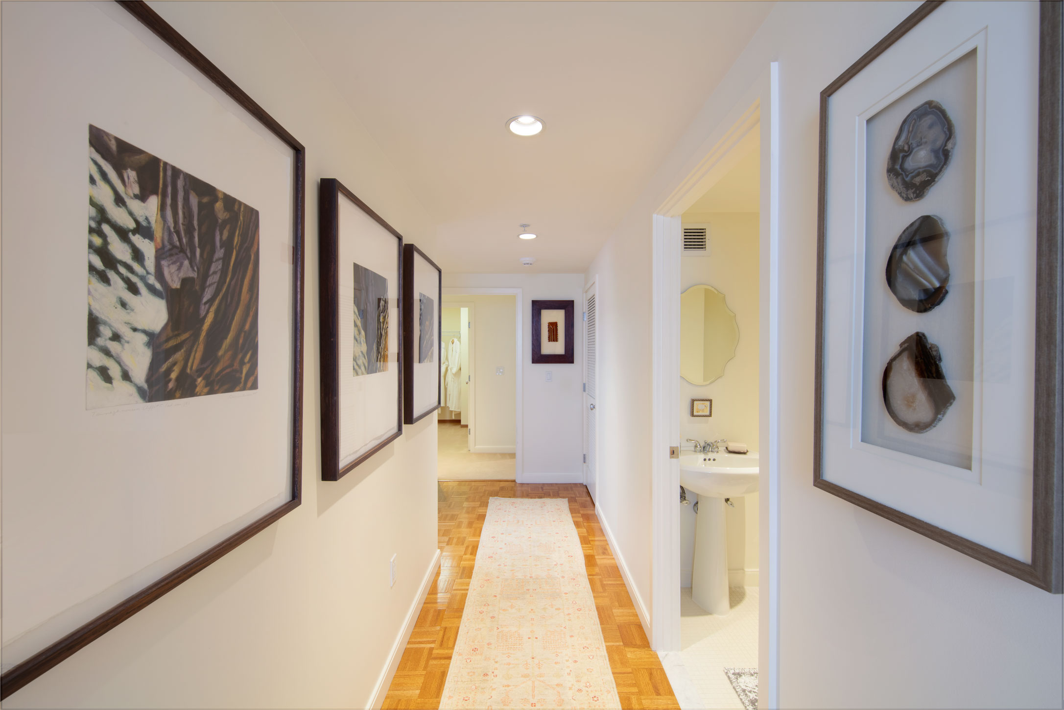 The Colonnade Residences Image 19