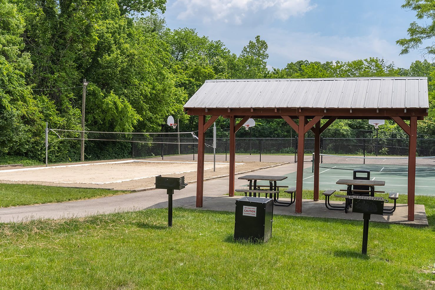 Hilltop Apartments Image 48