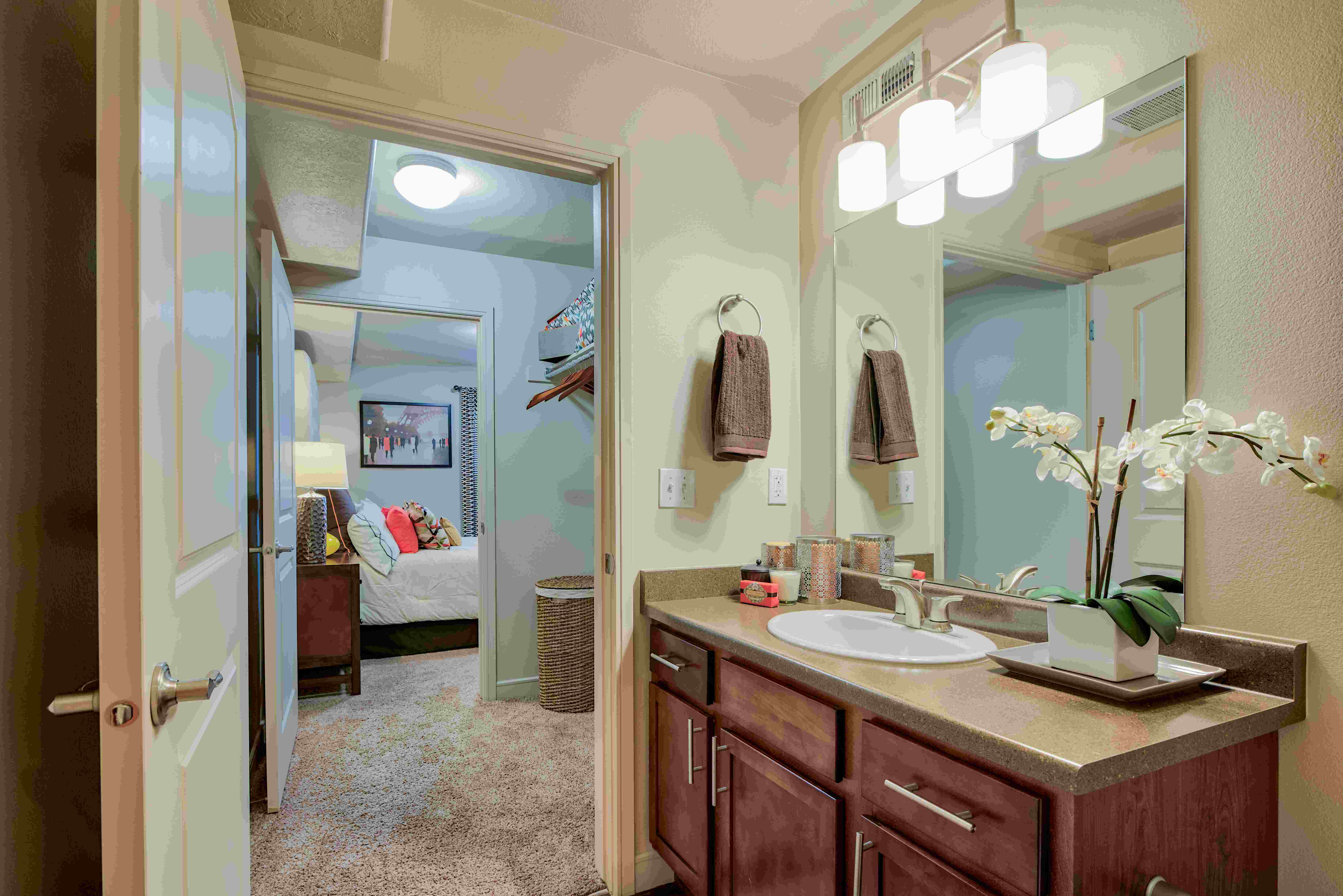 Meadowbrook Station Apartments Image 57