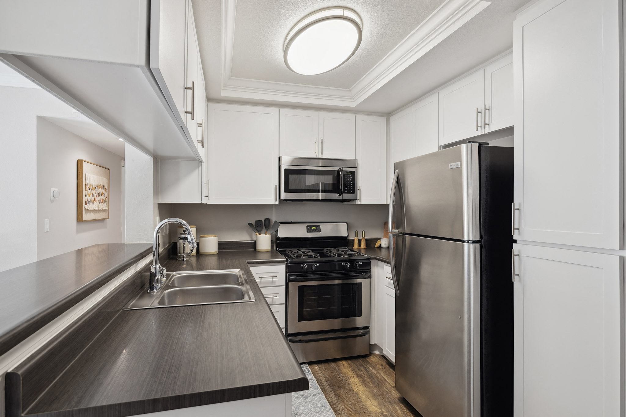 Shadow Ridge Apartment Homes Image 7