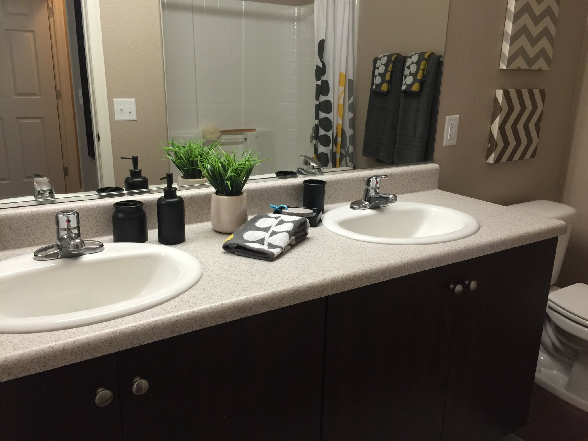 Boulder Pointe Image 14