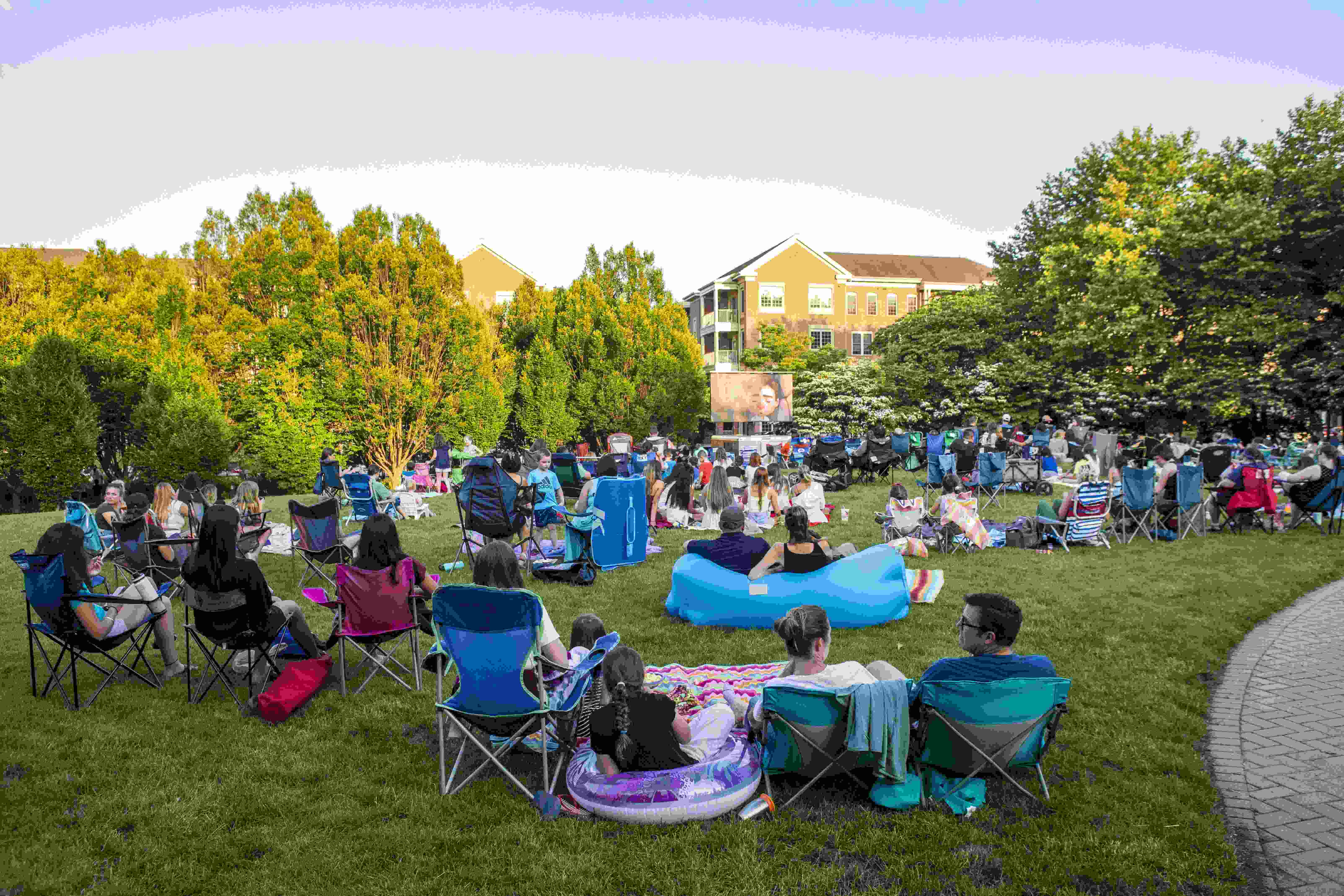 Claremont on the Square Apartments Image 30