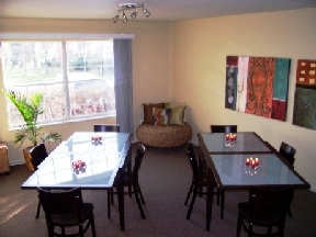 Buckingham Square   Image 12