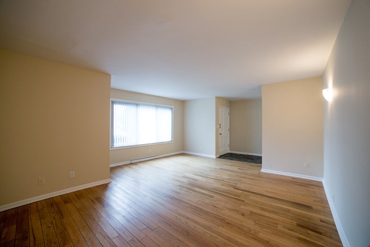 Buckingham Monon Living Image 50