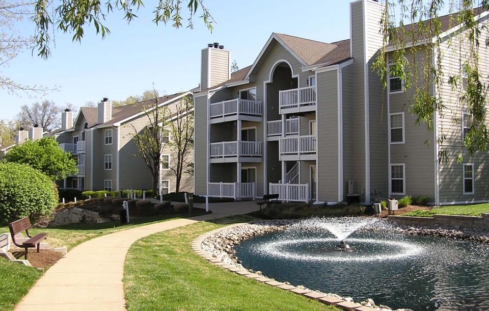 Bonhomme Village Image 26