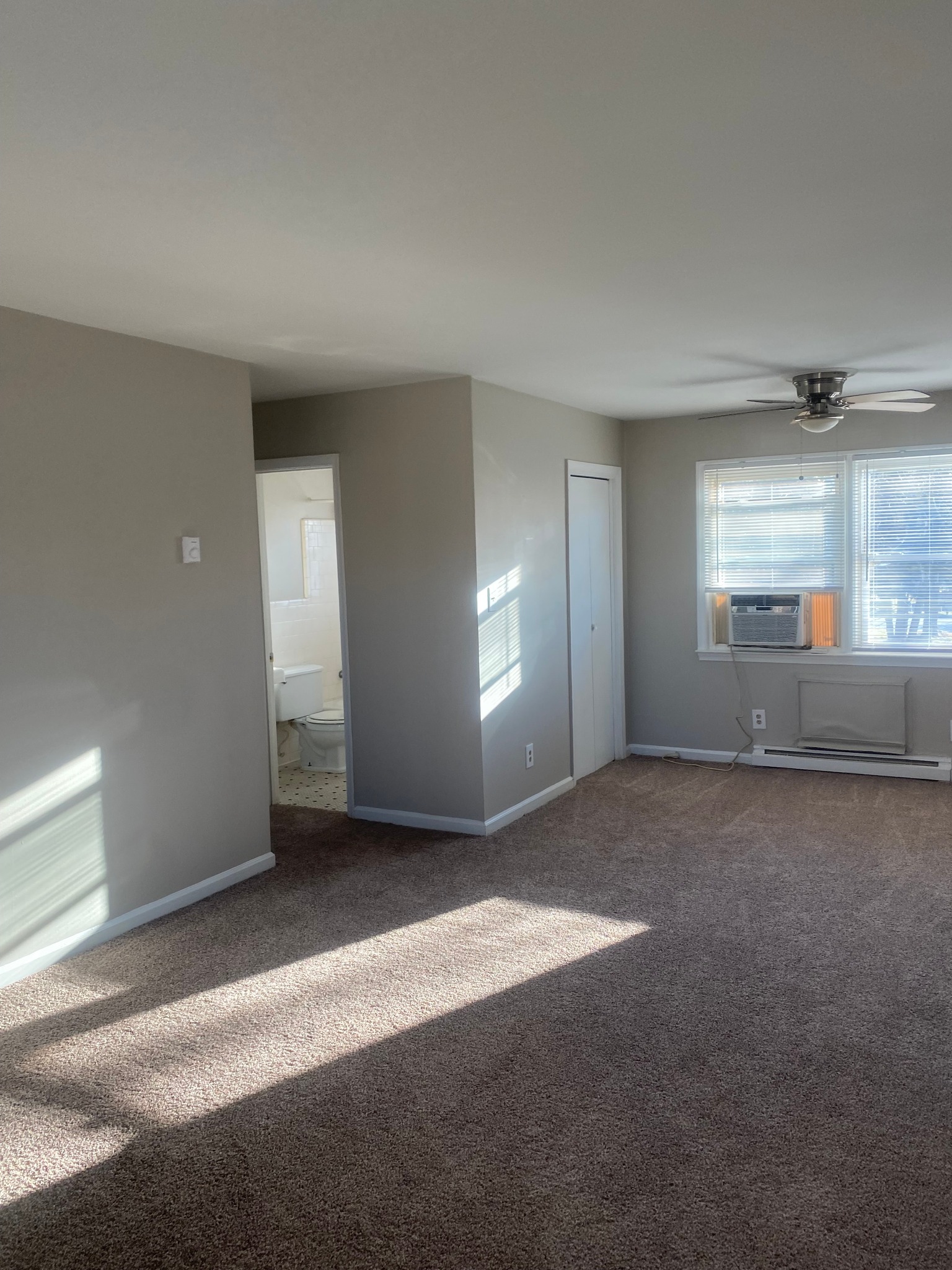 Riverside Park Apartments Image 2