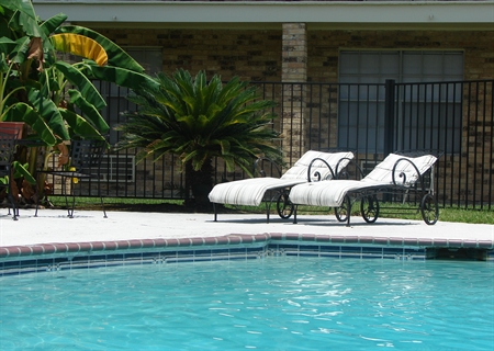Park Regency Image 10
