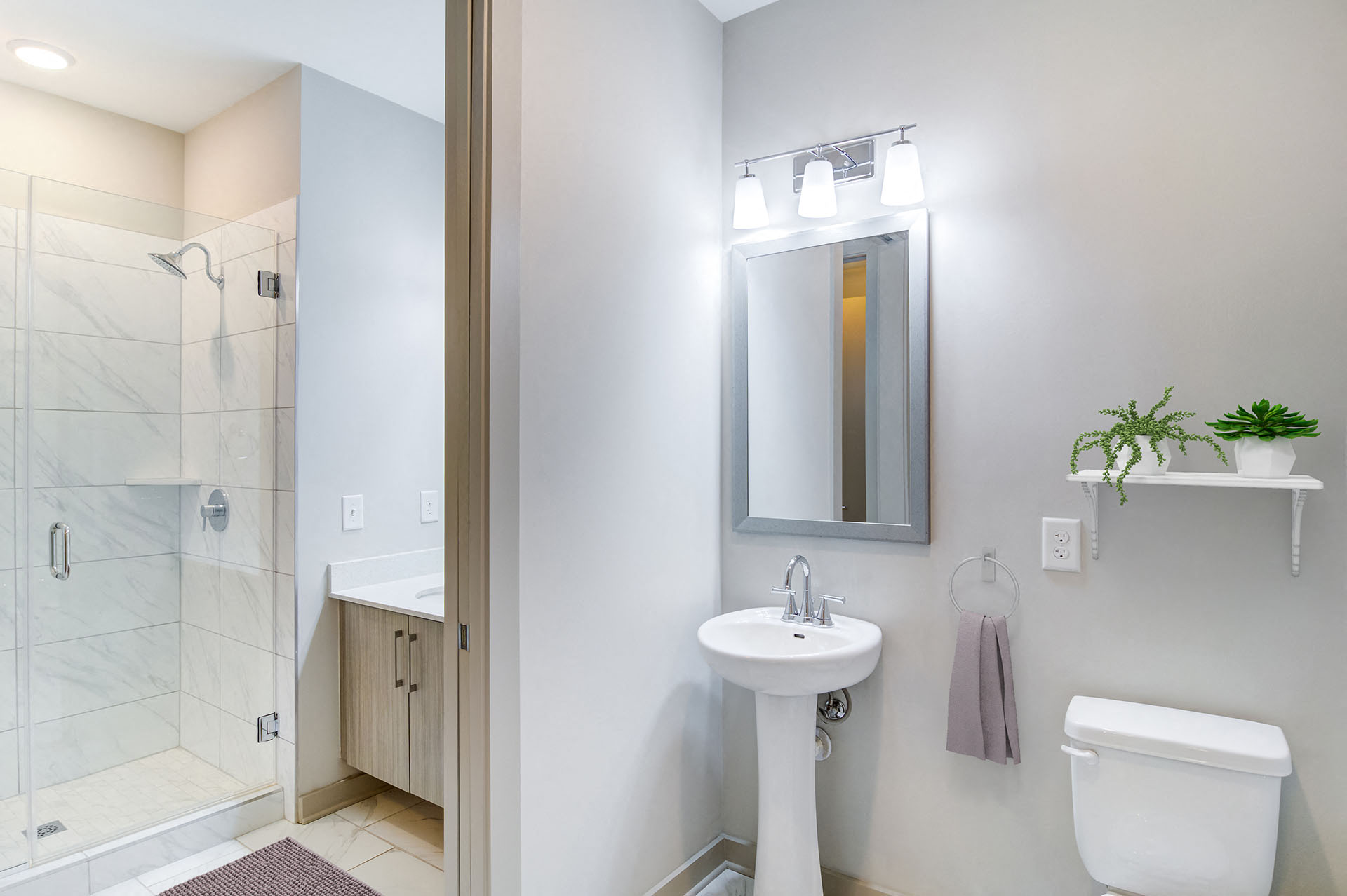 Venue Brookwood Apartments Image 11