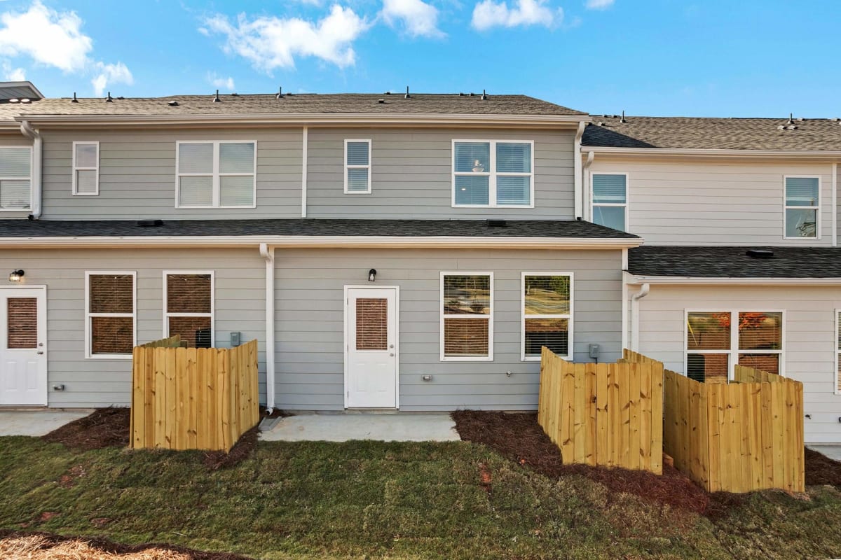 Covey Homes Newnan Village Image 2