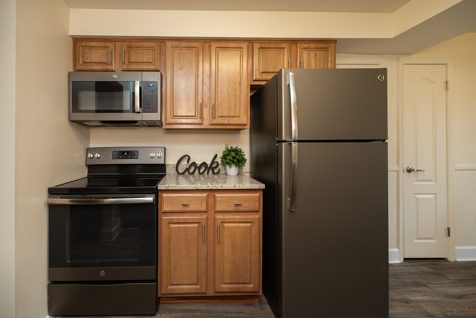 Cromwell Valley Apartments Image 14