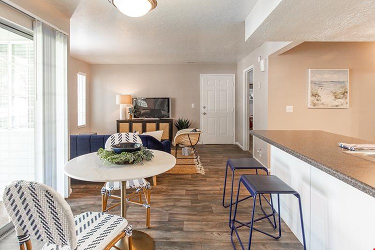 Candlestick Lane  Image 6