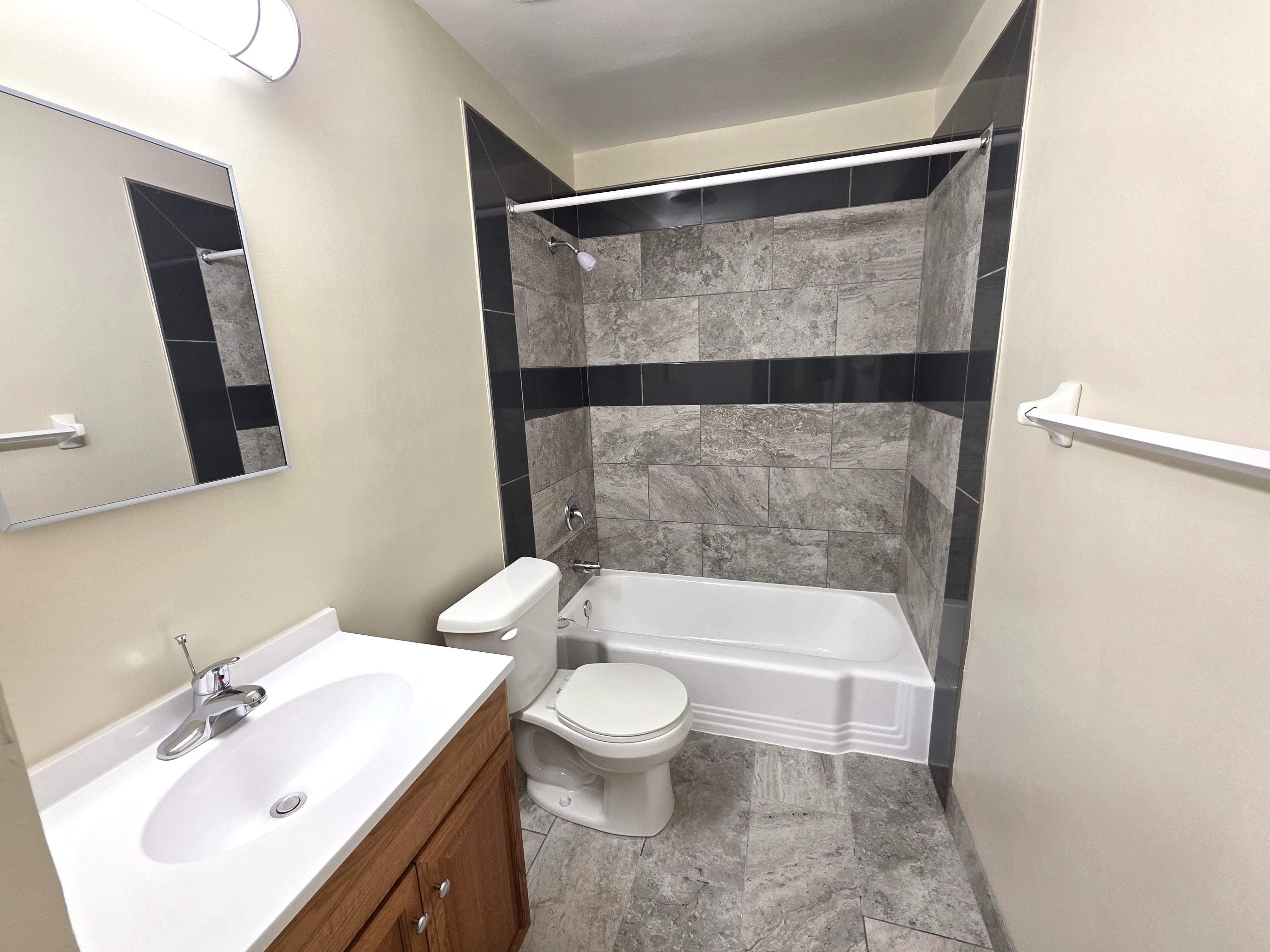 Summit Crest Image 33