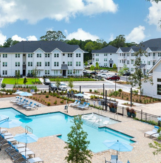 Stono Oaks Image 1