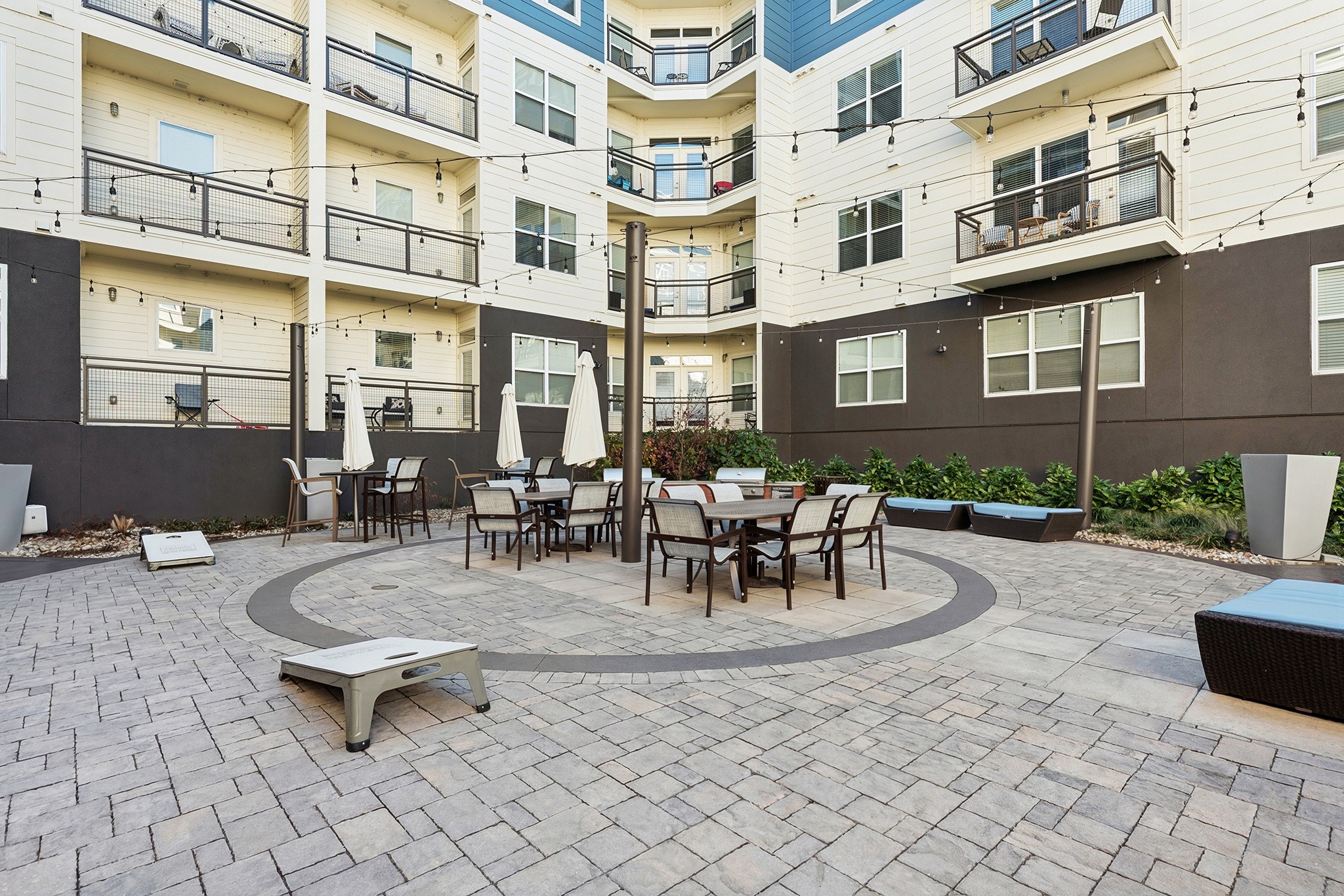909 Flats Image 30