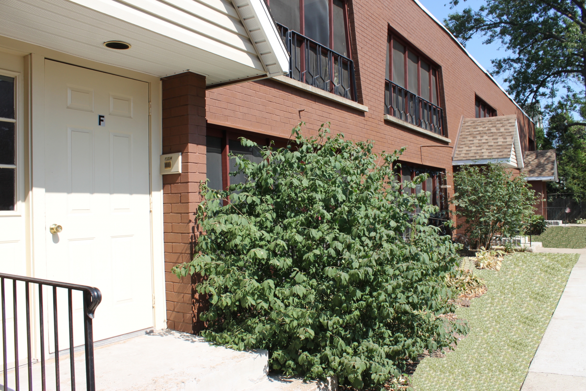 Lansdale Village Apartments Image 1