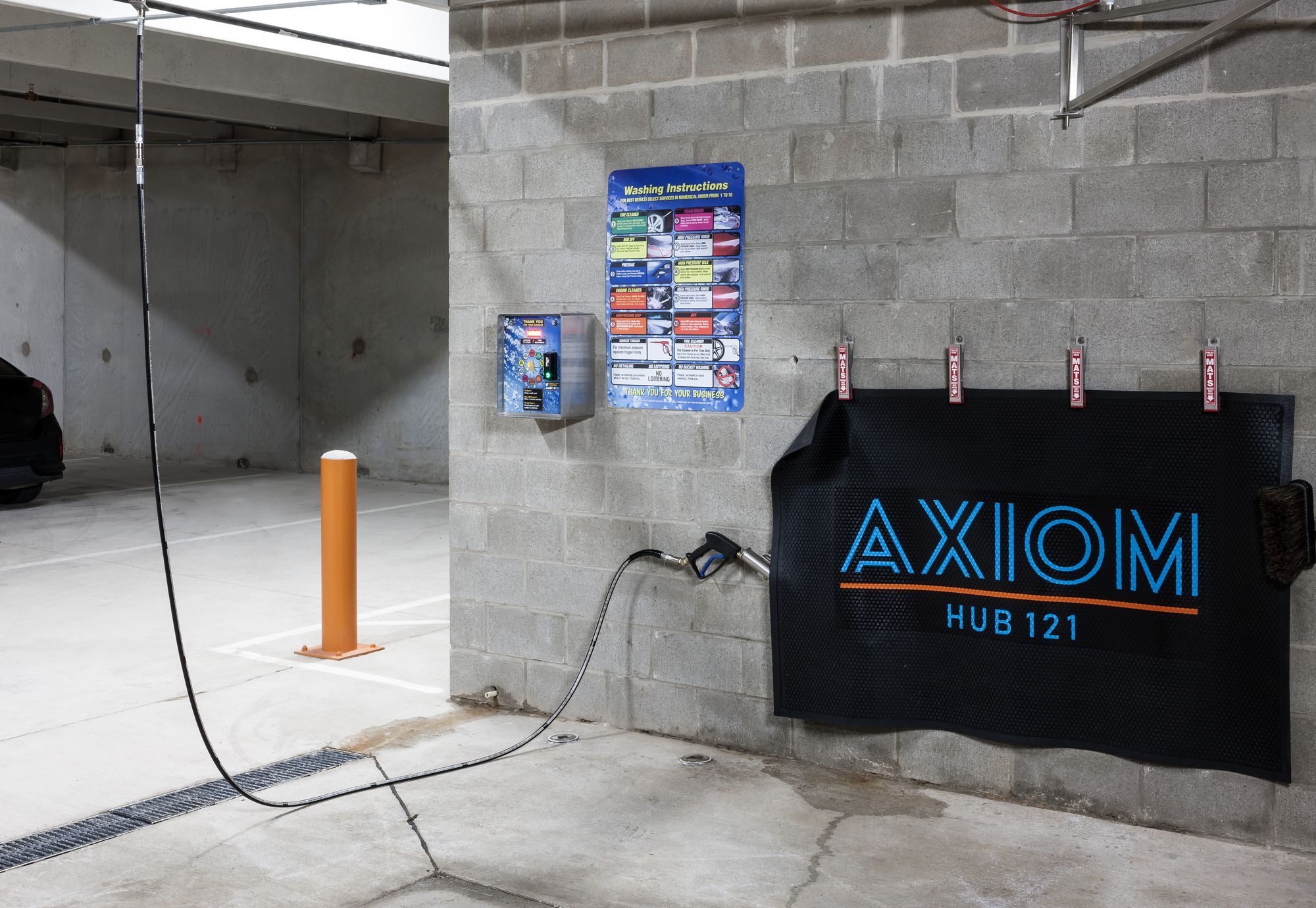 Axiom HUB 121 Image 33