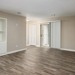 Laurel Crossing Apartments Image 10