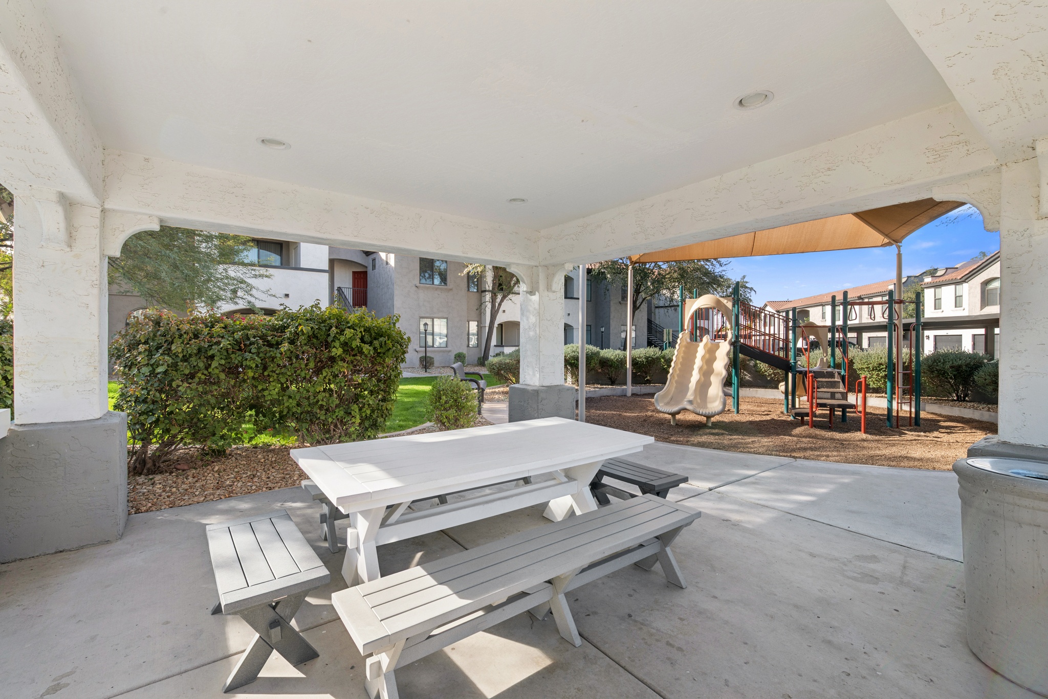 Dobson 2222 Image 22