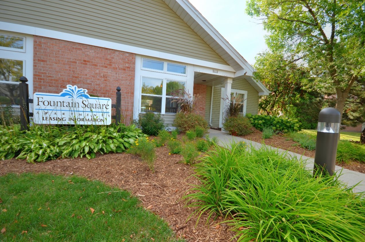 Fountain Square Image 4