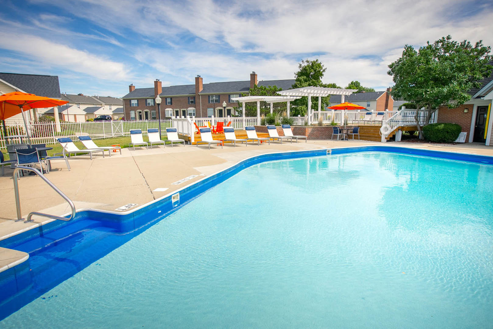 Heathermoor and Bedford Commons Apartments Image 20