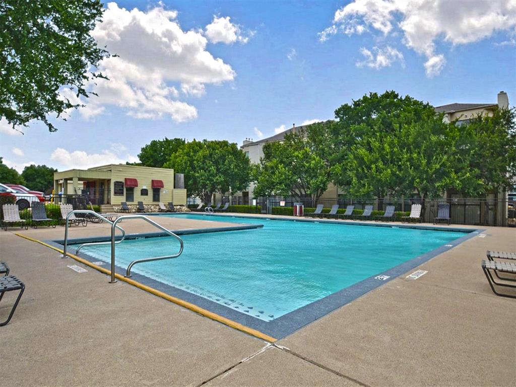 Mylo Apartments Image 7